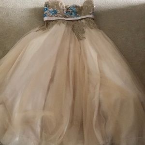 Prom dress